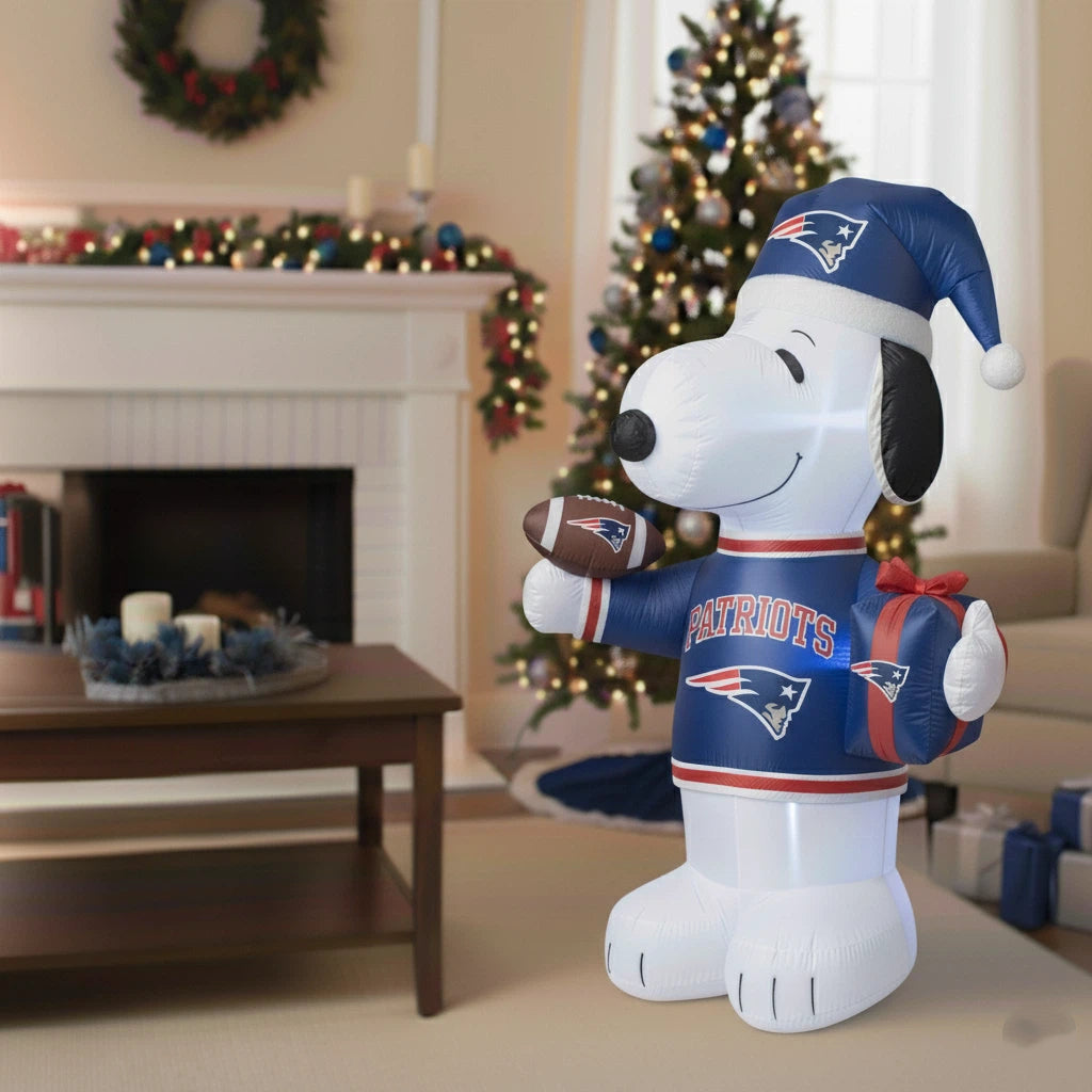 🎄 Inflatable Football Team Christmas Snoopy