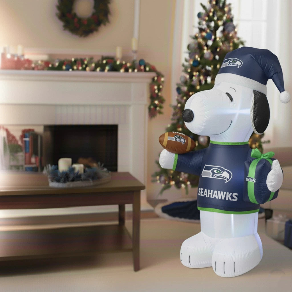 🎄 Inflatable Football Team Christmas Snoopy